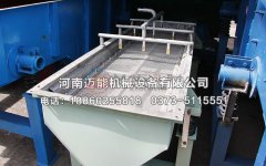 噴水式直線振動篩的詳細(xì)解析