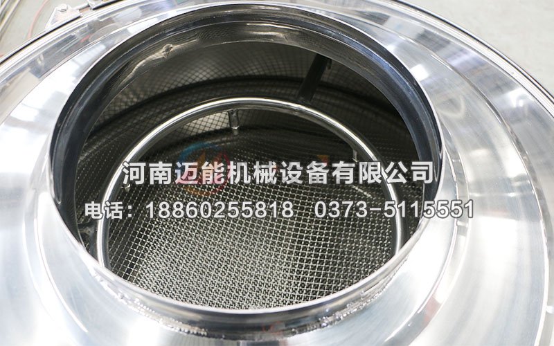 板栗噴水式振動篩(噴水裝置振動篩)